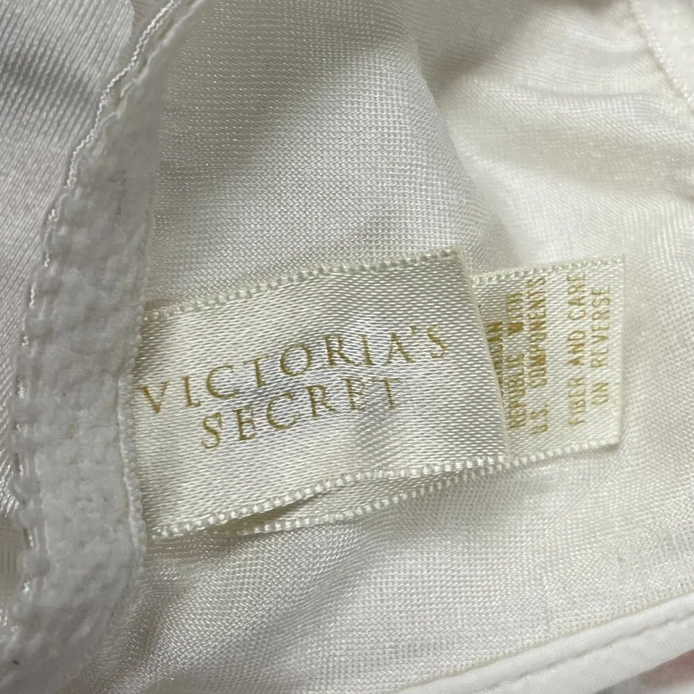 Victoria's Secret 36D Underwire, Convertible, Front Clasp White Bra - Vintage - Picture 2 of 13